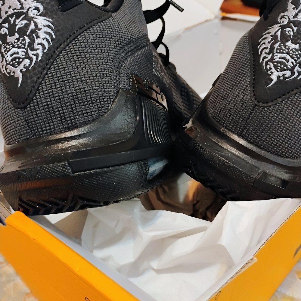 🔥Hot🔥 New Nike LeBron Witness 7 Black Diamond Classic 13 - Picture 5 of 8
